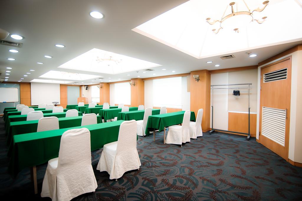 Hotel Yoido 4*